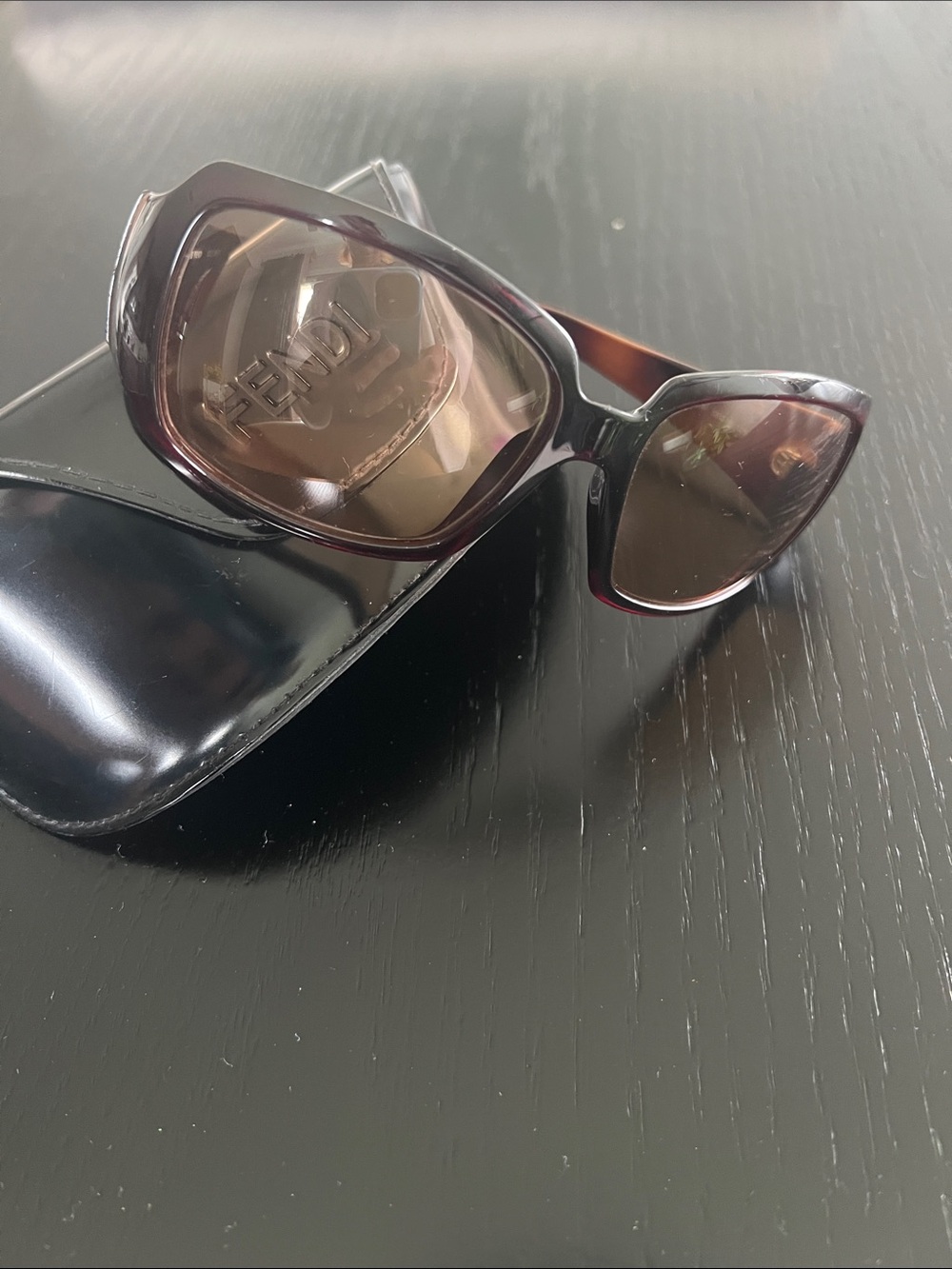 Fendi dark brown FF Logo Sunglasses with Black Case - Picture 2 of 4